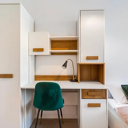 Apartman Szkolna 7/5 *