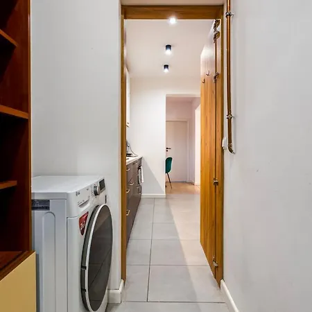 Szkolna 7/5 Apartman *